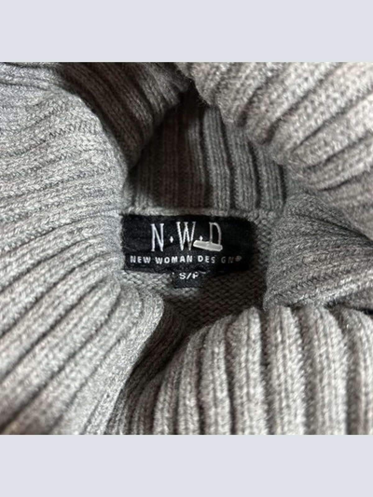 N.W.D New Women Design Rollkragenpullover Ärmellos Grau Damen Größe S Maße-Fotos