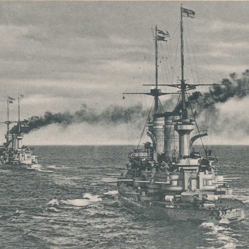 AK von drei Kriegschiffen Ansichtskarte (16958)