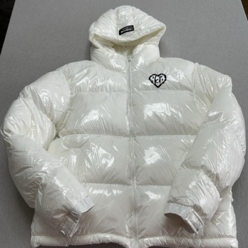 TheA3B Verse Logo Puffer Jacke Weiß Größe XS Neu mit Etikett WINTERSALE!