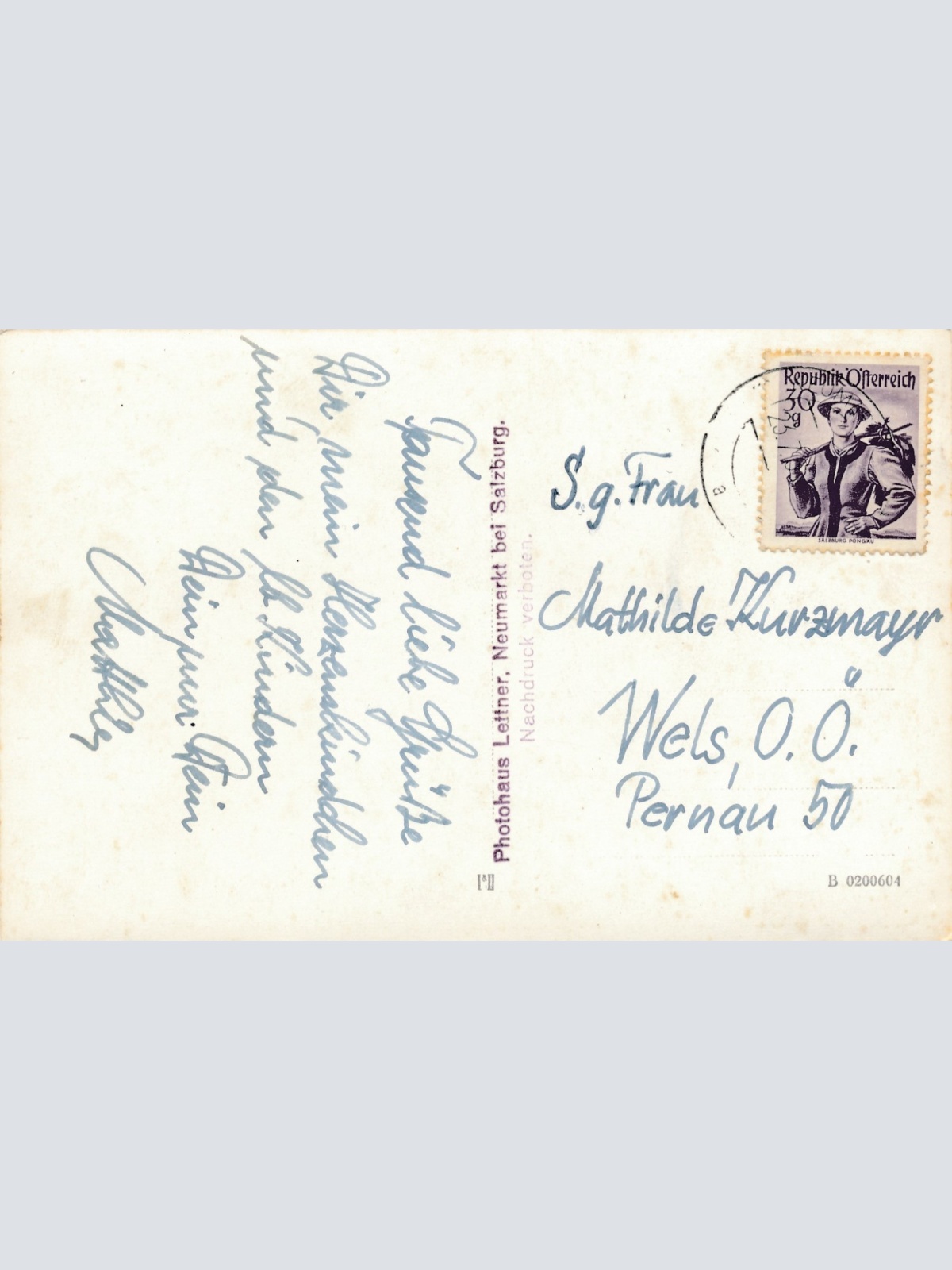 AK aus Neumarkt am Wallersee mit Oldtimer Kärnten Ansichtskarte (18505)