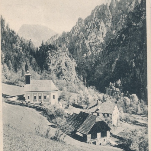 AK aus Gesäuse mit Kirche und Pfarrhof Steiermark Ansichtskarte (18548)