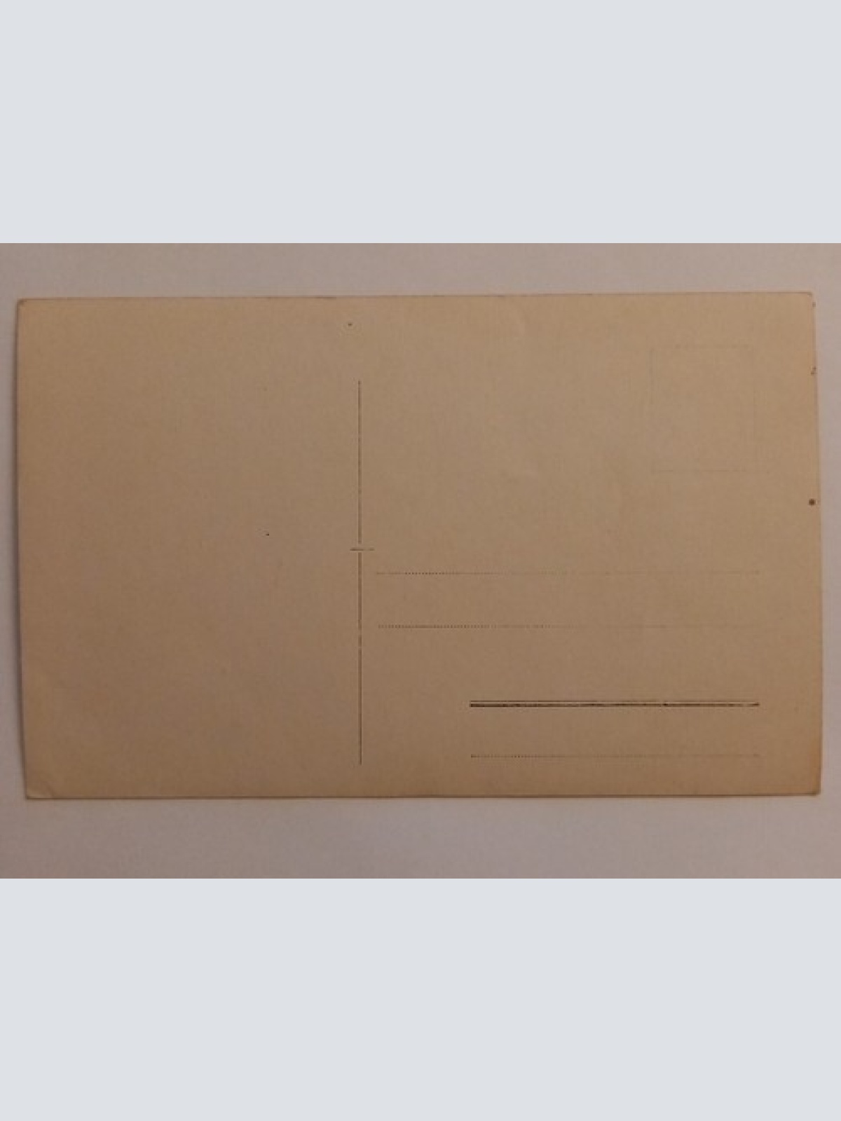 Foto  Frau mit Buch 500141A gr D