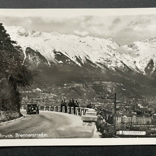 Innsbruck Brennerstrasse Stadt Gebirge Auto Oldtimer Tirol Österreich 400266 TH