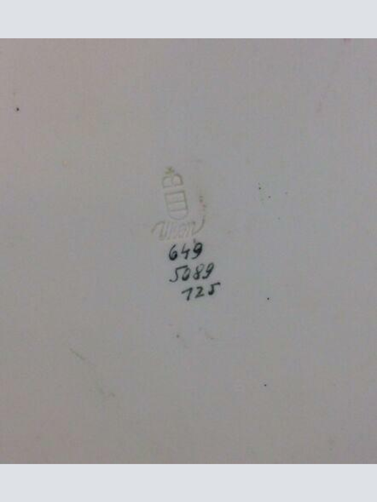 Augarten Platte Wiener Rose 30 cm 12554