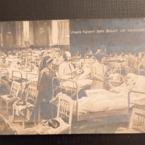 Unsere Kaiserin Beim Besuch Von Verwundeten Ga 500308 E