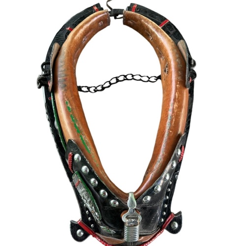 Kummetgeschirr Pferdegeschirr Kummet Pferd Zaumzeug Kutsche Wagen 85x55 cm