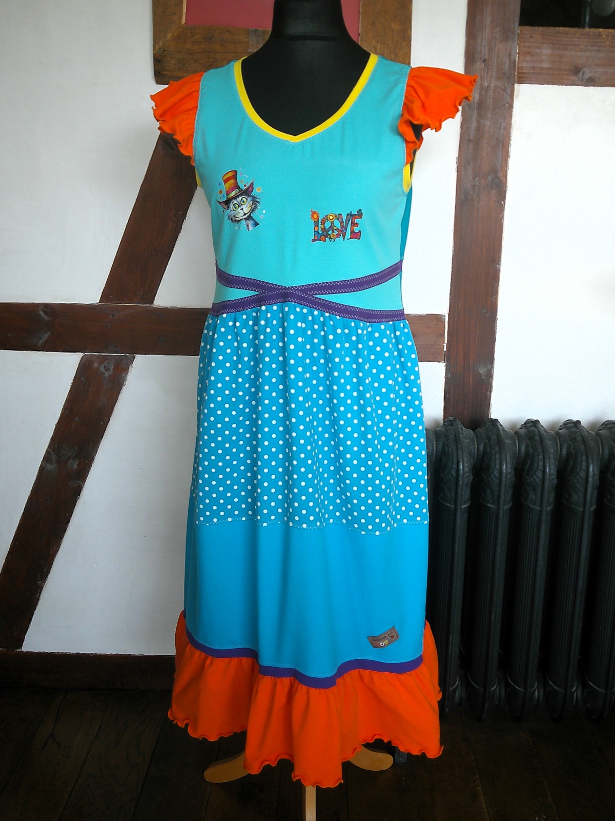 Patchwork Kleid aus Bambus Jersey mit Plotter Druck